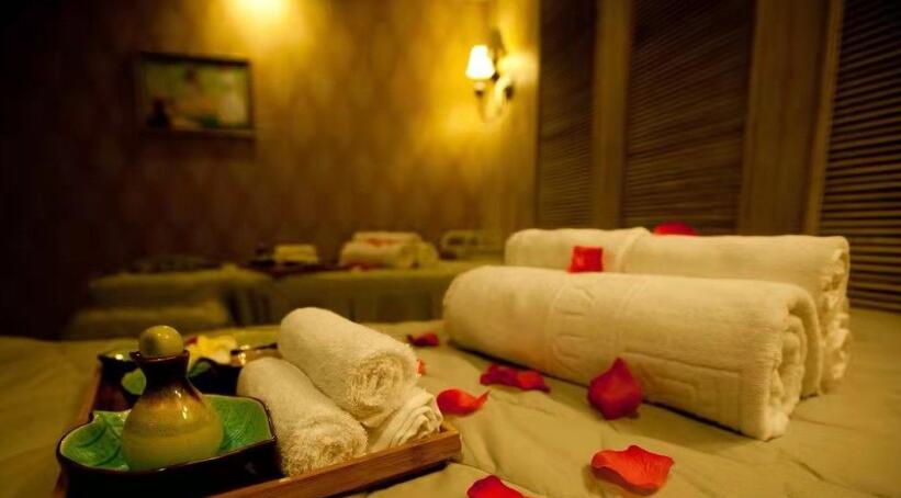 西安阎良高端水疗spa会馆就这样带着清风月静抚慰了光阴悲喜